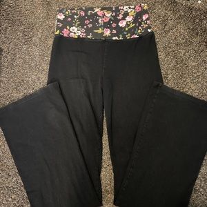 2000s Victorias Secret Foldover Floral Print Yoga Pants